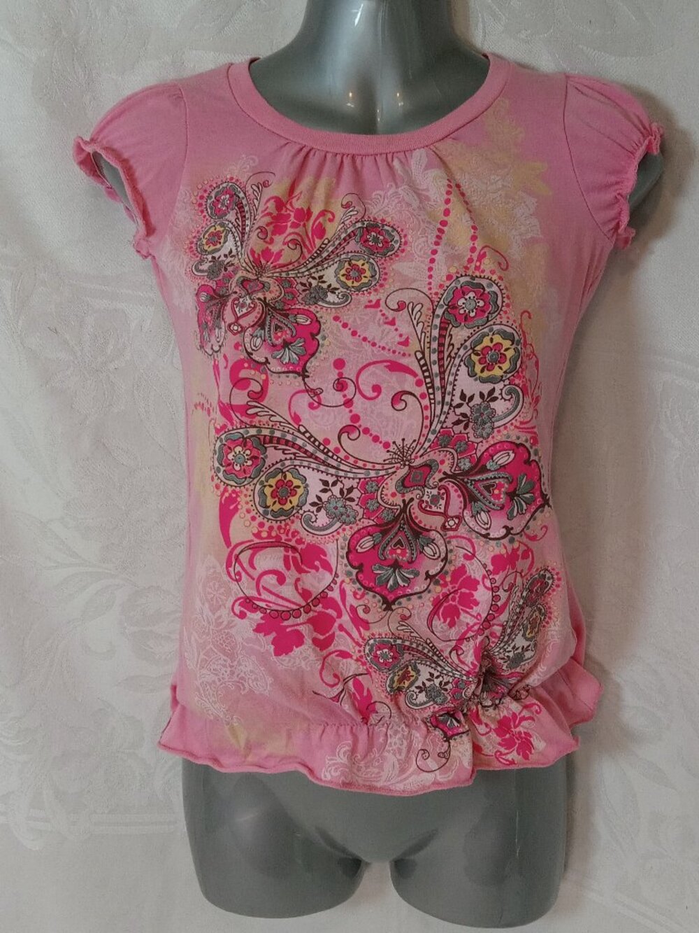 Just One Girls Sz M Y2K Pink Graphic T-shirt Ornate Paisley Butterfly Fairy